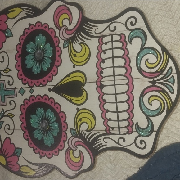 Fancy skull decoration - Picture 5 of 7